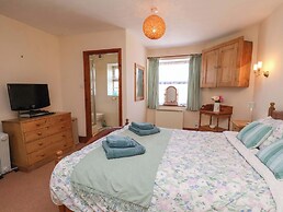 4 Cliff Cottages