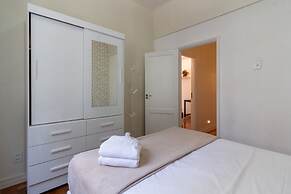2 Minutes From Copacabana Beach D302