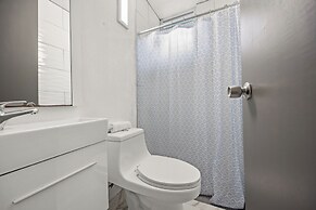 Private Pool Near the Beach Pet Friendly
