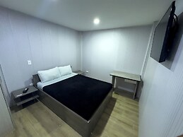 Hotel Feria Imperial Embajada