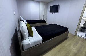 Hotel Feria Imperial Embajada