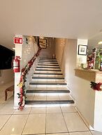 Hotel Ossi Inn