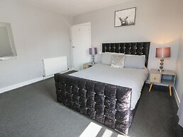 Fleet Townhouse
