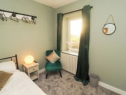 10 Keekle Terrace