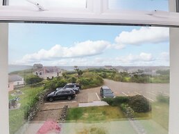 Sea Views No 8 Plas Darien