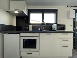 Apartment in Le Mans With Private Parking