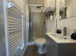 Apartment in Le Mans With Private Parking