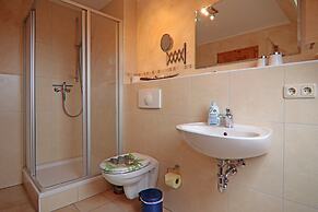 Wunderschoene Ferienwohnung an der Mueritz