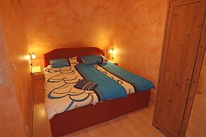 Wunderschoene Ferienwohnung an der Mueritz