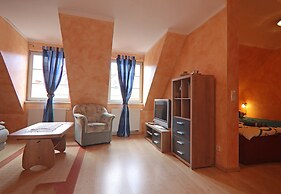Wunderschoene Ferienwohnung an der Mueritz