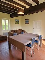 Heritage Hideaway With Garden & Charm