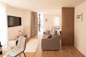 ALAIA ROOMS