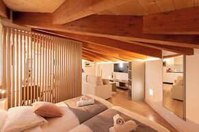 ALAIA ROOMS
