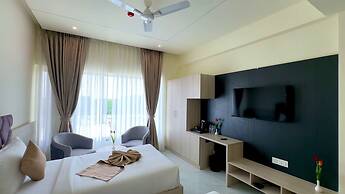 TOWN SQUARE SUITES