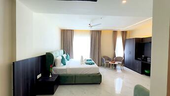 TOWN SQUARE SUITES