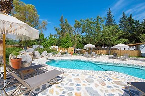 Vodina Lounge Suites