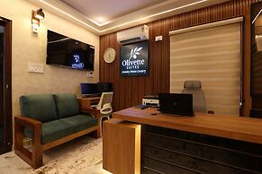 Olivette Suites