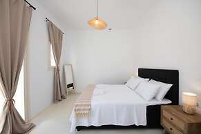 Adyton Luxury Suite Mykonos Tranquil Escape