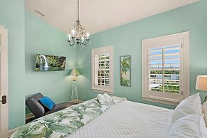 Sparkling Pool Balcony Sunsets Pool Table Dock