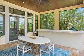 Sparkling Pool Balcony Sunsets Pool Table Dock