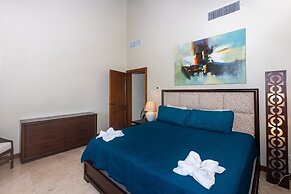 Pristine Bay 1002 3 Bedroom Home