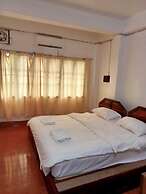 VV Villa Vangvieng Hotel