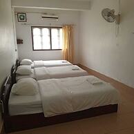 VV Villa Vangvieng Hotel