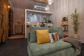 ASTORIA Loft Elite Apartment free parking,AC,Elevator