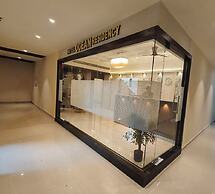 Hotel Ocean Residency Thane West