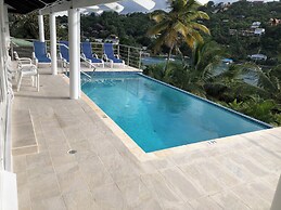 Poinsettia Villa