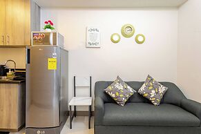 Luxurious Bayview 2BR Near MOA Picc CCP Free Wifi
