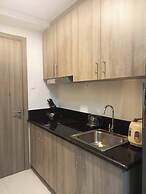 Luxurious Bayview 2BR Near MOA Picc CCP Free Wifi