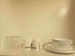 Luxurious Bayview 2BR Near MOA Picc CCP Free Wifi