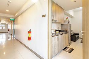 Luxurious Bayview 2BR Near MOA Picc CCP Free Wifi