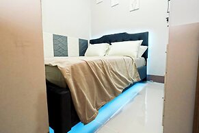 Sapphira Manor Luxurious Condo by the Bay