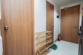Sapphira Manor Luxurious Condo by the Bay