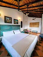 CASA SILVA HOTEL-CAFE