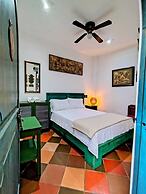 CASA SILVA HOTEL-CAFE