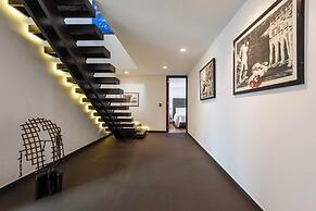 319-PH Luxury 3BR Duplex PH