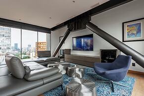 319-PH Luxury 3BR Duplex PH