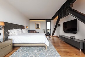 319-PH Luxury 3BR Duplex PH