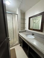Alabang Condo by Lyre