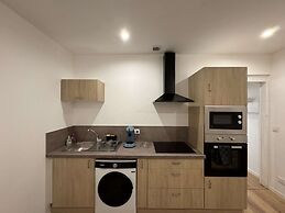 Cozy Urban Nest Near Le Mans