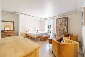 Exceptional Villa - AC- 6br-12p - Mougins