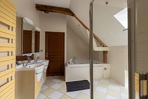 Relaxed Luxury in the Sarthe Countryside