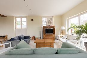 Relaxed Luxury in the Sarthe Countryside