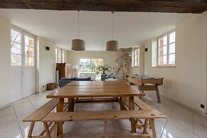 Relaxed Luxury in the Sarthe Countryside