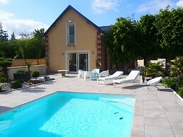 Relaxed Luxury in the Sarthe Countryside