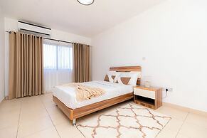 Polo Heights -Sky Suites