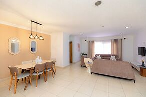 Polo Heights -Sky Suites